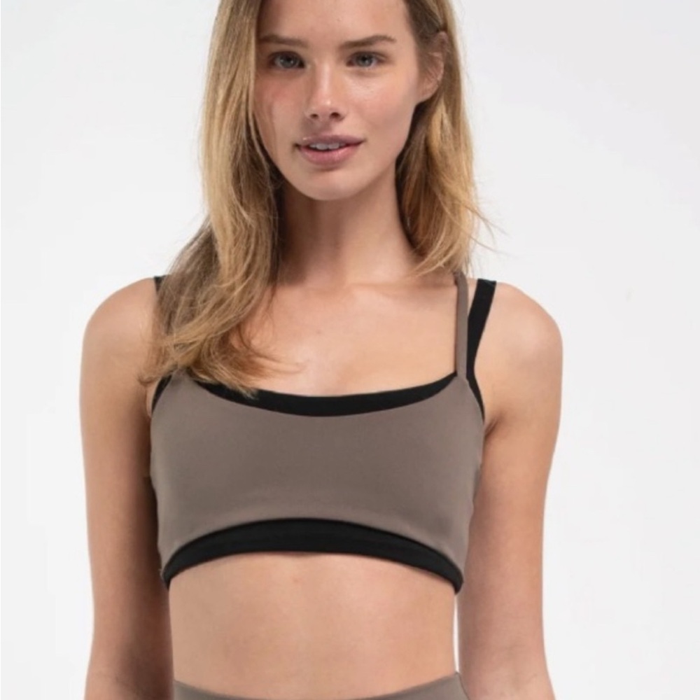FORM Core Bra - Walnut Medium